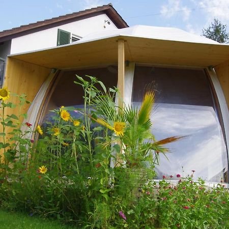 Rose-Marie'S Paradies Apartment Aesch Exterior foto